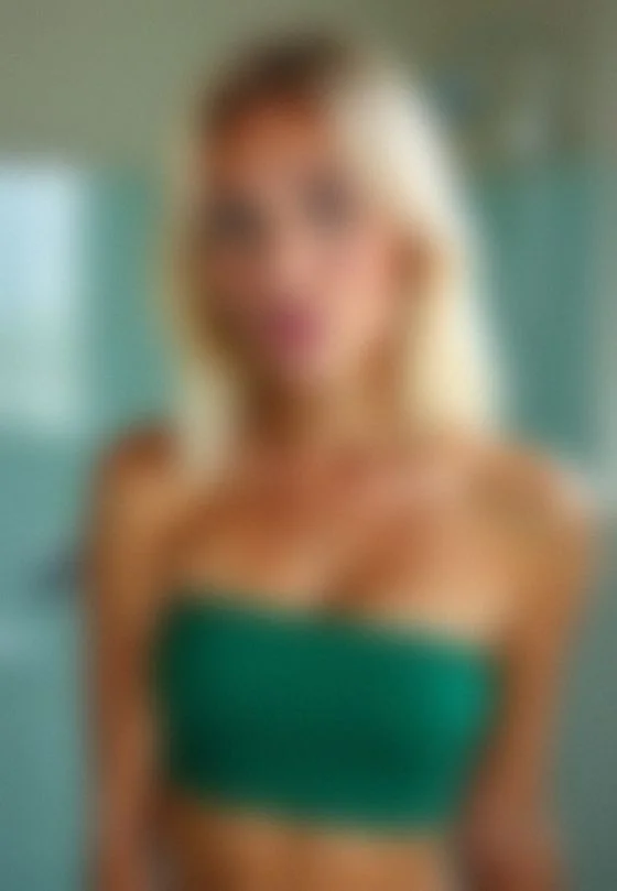 Pia, 30